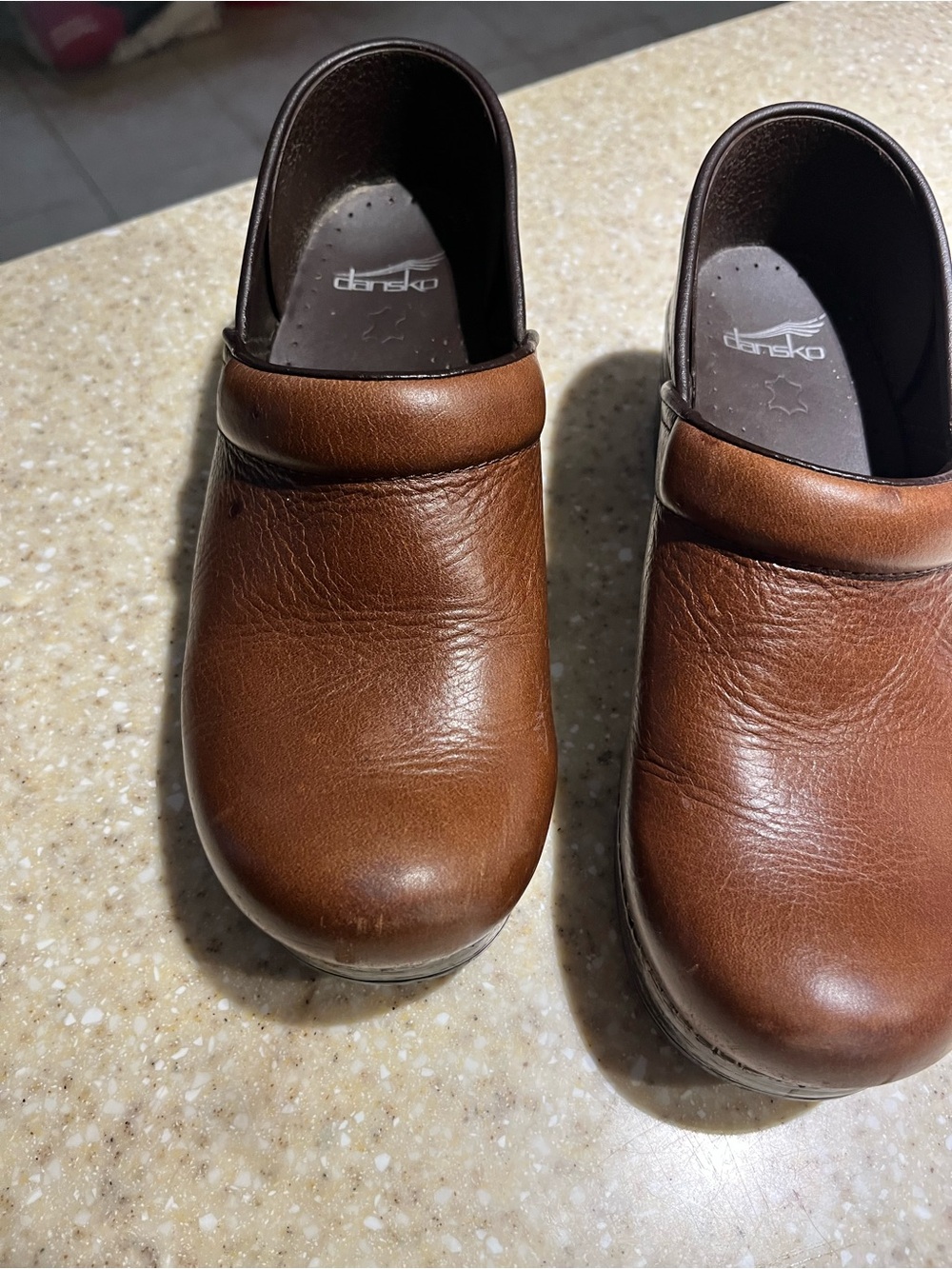 Dansko Brown Leather Slip-On Clogs 7.5 - Picture 5 of 10